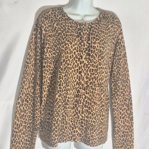 SAG HARBOR animal print, button-front sweater in size XL  NWOT - Picture 8 of 16